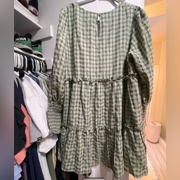 Sage checkered tier dress - Picture 5 of 5